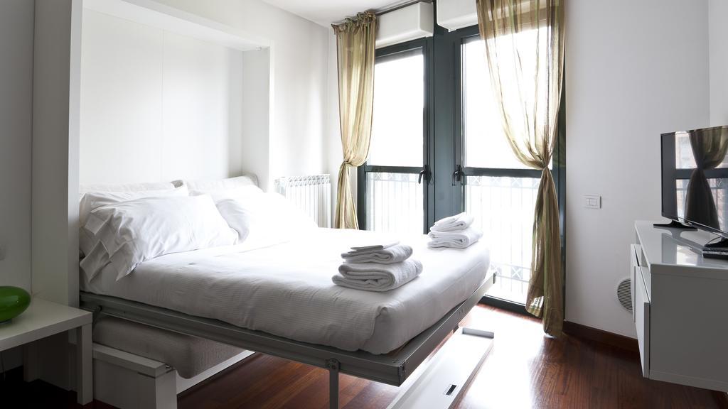 Italianway - Naviglio Pavese 20 Apartment Milan Bagian luar foto